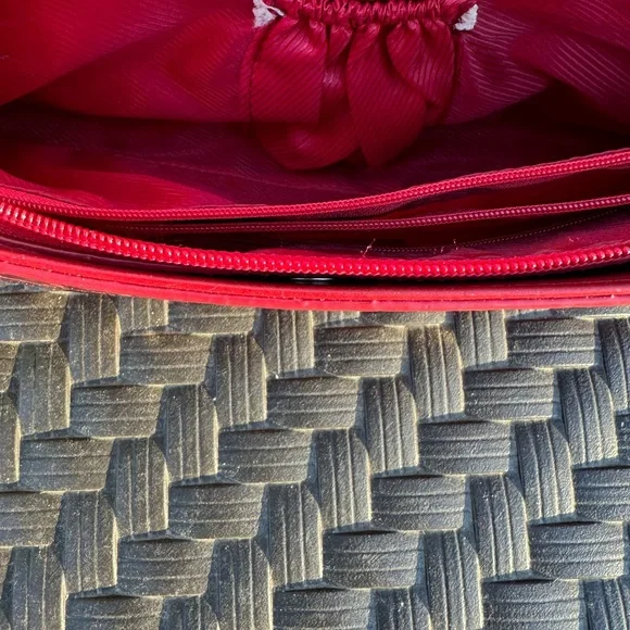 Red Women’s Shoulder Bag Snake Like Print - Picture 6 of 8